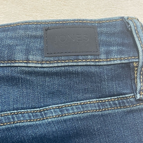 Jones New York Lexington Straight Jeans Women’s Size 8P Petite Stretch Denim - Picture 4 of 7